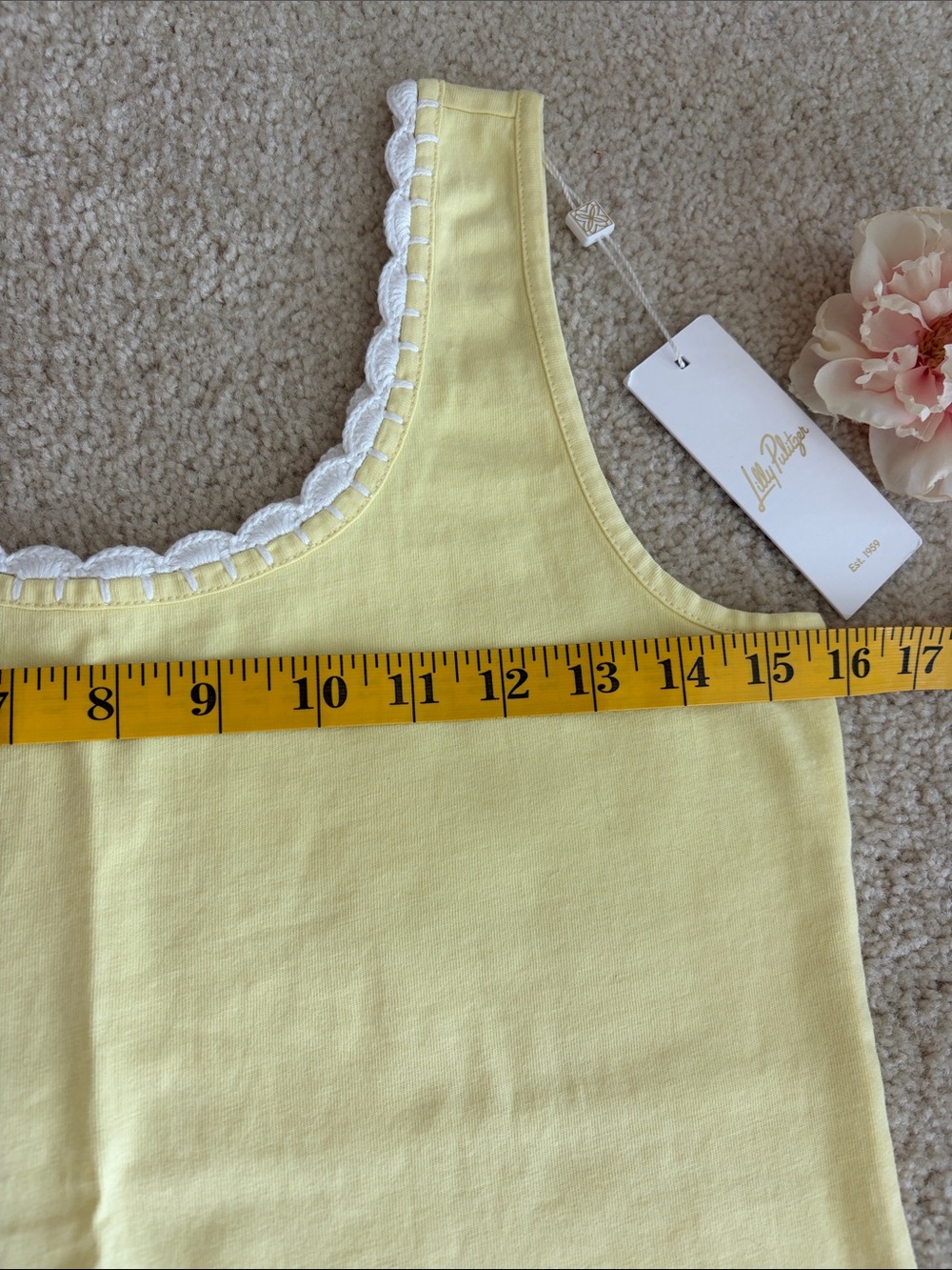 Lilly Pulitzer Pale Yellow Scoop Neck Tank with White Lace Trim - Picture 4 of 9